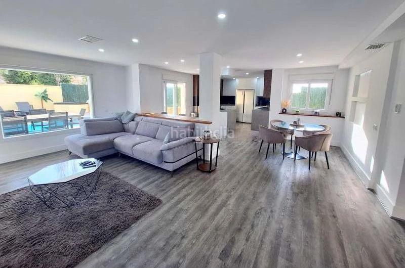 Foto d246cf7d-bcf4-4eb6-b405-1423629c8dcb. Casa a de francisco de quevedo a San Luis de Sabinillas Manilva