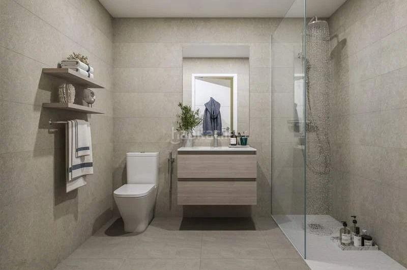 Foto 94cb7fa9-c953-4d58-953d-cce3f4f3f132. Apartament a collina de La Duquesa a La Duquesa Manilva