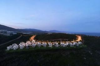 Xalet a Casares Golf - Casares del Sol. Villas de lujo de 4 dormitorios, finca cortesin, casares costa