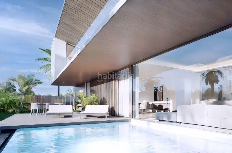 Foto afe656f9-fb0c-4ecb-94e9-a7e6f09e9233. Xalet amb piscina a Paraiso - Barronal Estepona