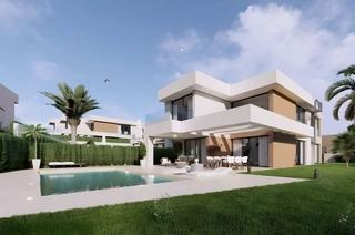 Chalet à El Castillo. Villas privadas de 4 dormitorios, los hidalgos, duquesa