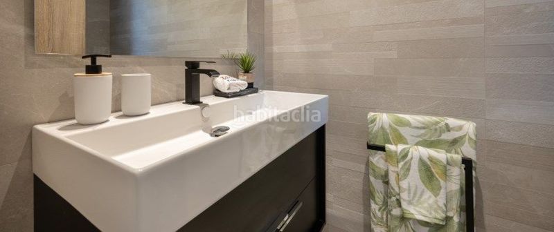 Foto dcc70321-44b3-4d3b-b708-3a3fa41290ac. Casa adosada en siera de la nieves apartamentos y casas con vistas espectaculares desde 620.000 en Istán