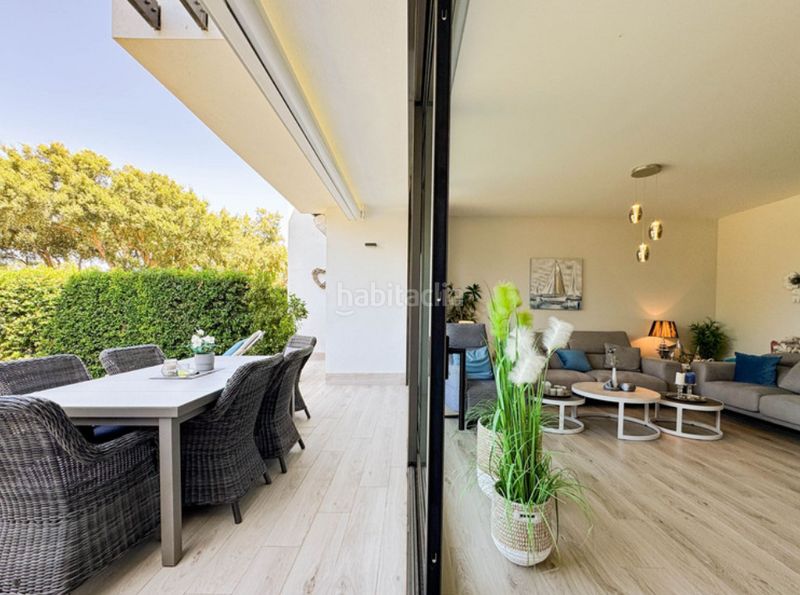 Foto e024c20b-defe-469d-941d-4922fad3610d. Casa adossada amb calefacció piscina a Sotogrande alto Sotogrande