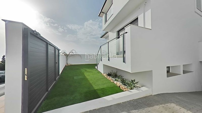 Foto 12bd99d9-0ecc-4220-ab64-399dfbcaf22a. Casa amb calefacció a Chullera Manilva