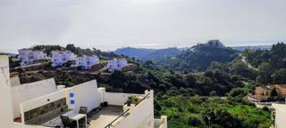 Apartament en Sidney 63. Luminoso apartamento con vistas panormicas en estepona