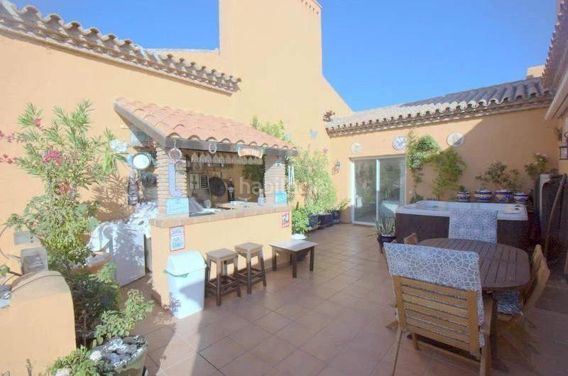 Foto 82fccb89-21b0-494a-8b17-fdaeba13eec3. Dachwohnung in los granados in El Castillo Manilva