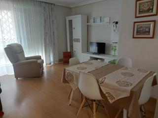 Location Appartement  Plaza virgen de botoa. Alquiler piso amueblado en buen estado en plaza virgen de botoa
