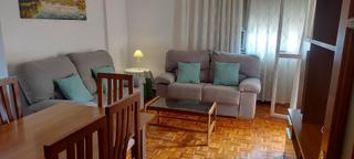 Affitto Appartamento  Avenida santa  marina. Se alquila piso de 3 dormitorios doble y 1 dormitorio sencillo,