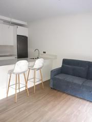 Location Appartement  Plaza príncipe de la paz. Alquiler apartamento de un dormitorio  semiamueblado en zona cen