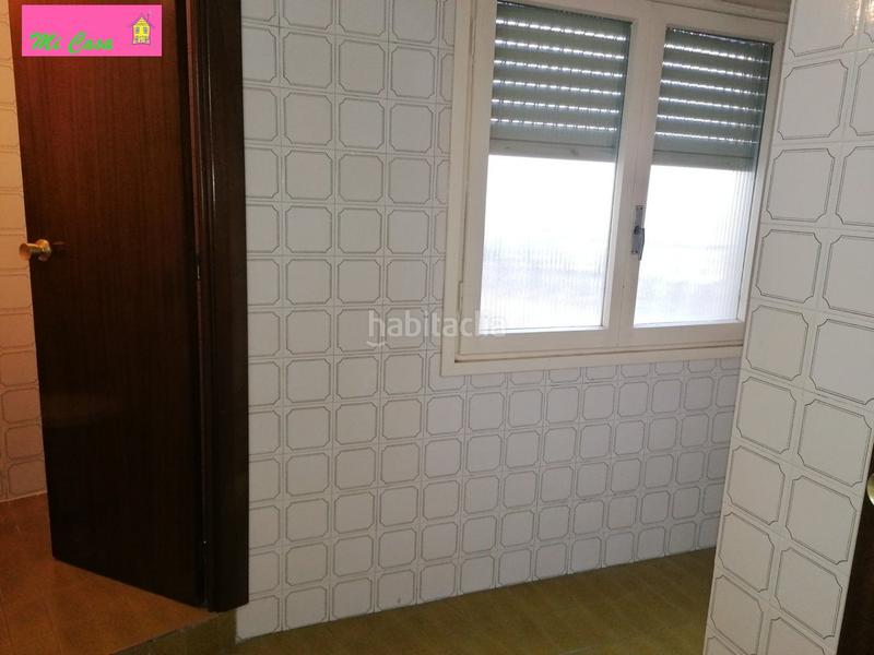 Foto bbe982ee-d2c0-4d6e-9b93-62d44bb8deea. Piso  muy grande,para oficinas o vivienda en Centro Calatayud