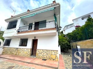 Casa adossada a Cómpeta