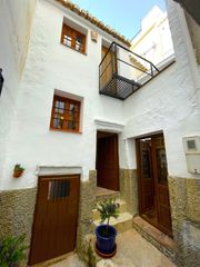 Semi detached house in Cómpeta