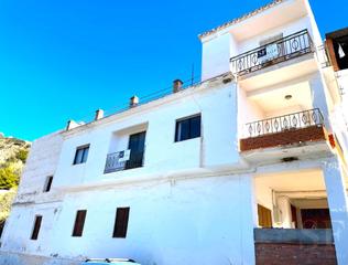 Casa adossada a Canillas de Aceituno