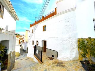 Casa adossada a Sedella