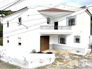 Semi detached house in Canillas de Albaida