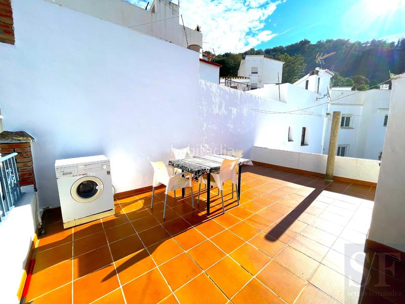 Foto b05b40a2-3721-4c08-b1fc-2e2d749b593f. Casa adossada a Árchez