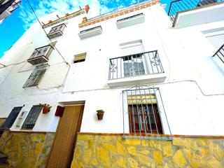 Semi detached house in Árchez
