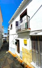 Casa adossada a Sayalonga