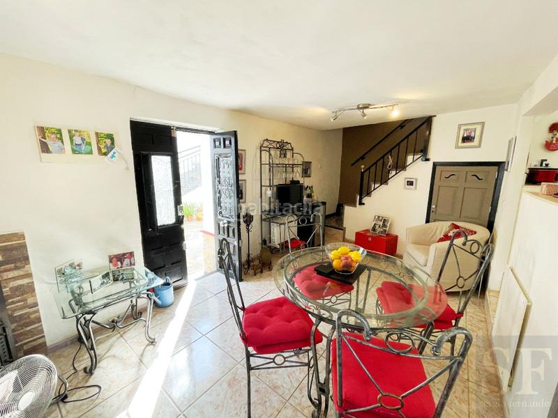 Foto bbad0d31-9b22-46bd-baeb-5479d7e293a8. Casa adosada en Árchez