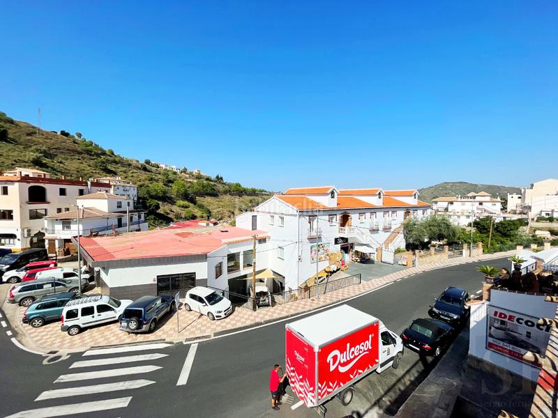 Foto 152ef669-4b14-4781-94db-3ebacccfd147. Casa adosada en Cómpeta