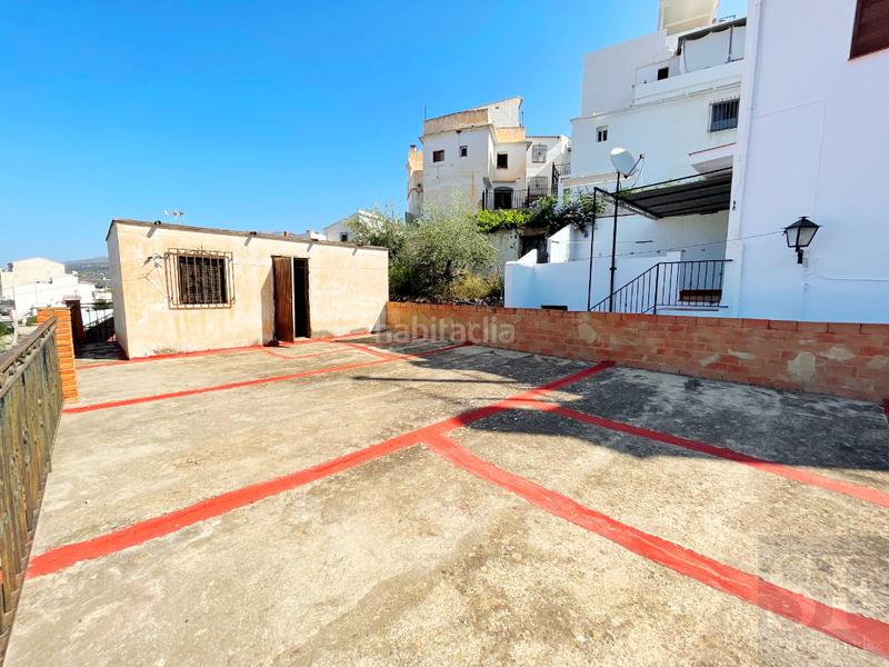 Foto fcc5aa3f-1090-45b2-98b5-f4de8a4c8df1. Casa adosada en Cómpeta