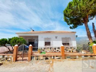Casa a Sayalonga