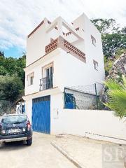 Casa adossada a Cómpeta