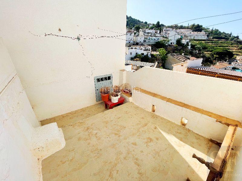 Foto 498d6892-5a6c-4043-9886-e20e53c6a9e4. Casa adosada en Cómpeta