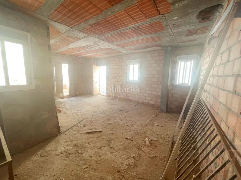 Foto f6d65593-5940-42a2-bac8-29a1b5c7d7f8. Casa adosada en Canillas de Aceituno