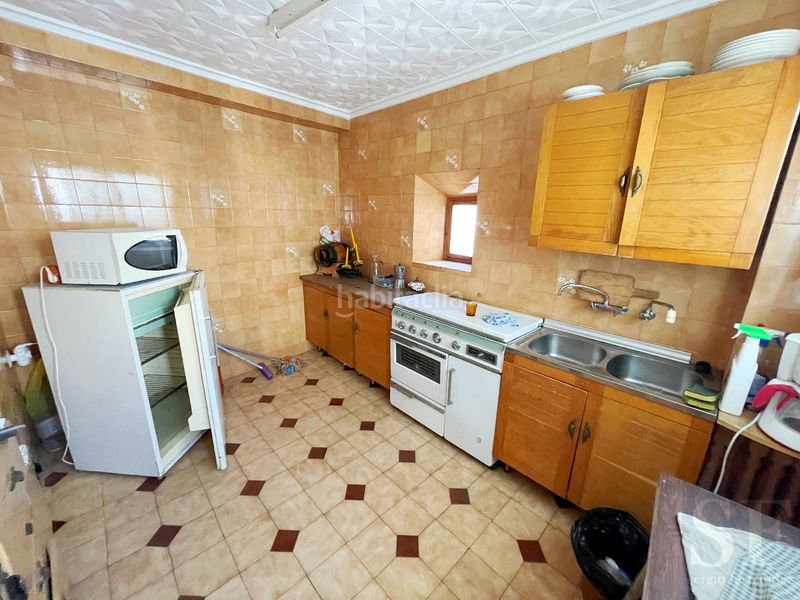 Foto b3e00ab9-0ec2-4106-9b88-b8284d57b26d. Casa adossada a Cómpeta