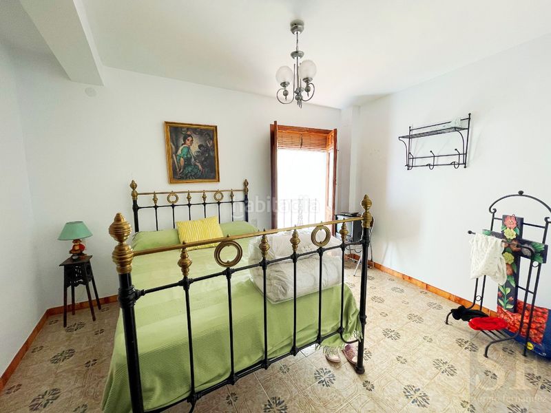 Foto f2c27046-8f27-4694-9d3d-db8c47f8fb63. Casa adossada a Cómpeta