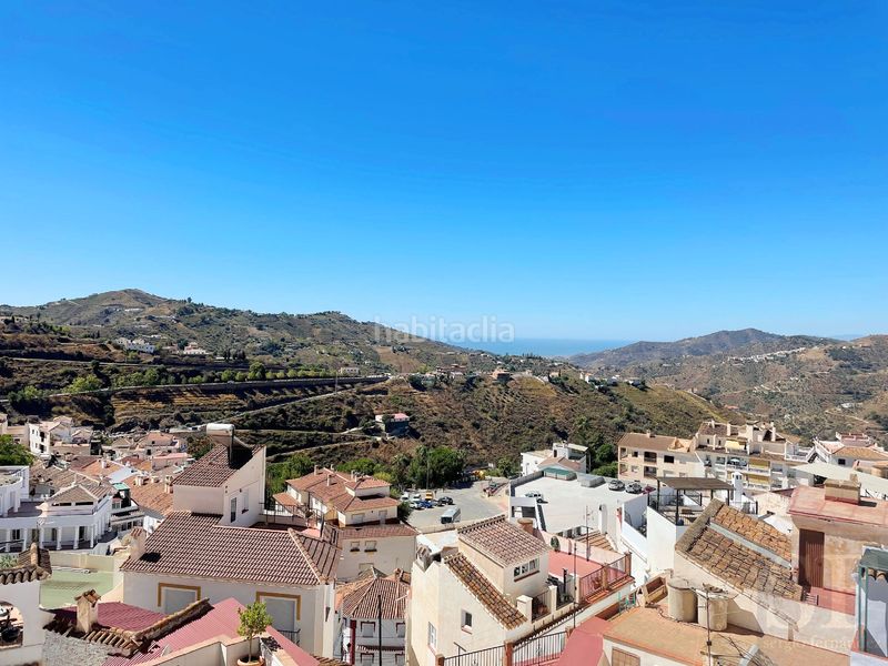 Foto f78067a9-d12a-4a6f-b565-e9d85db34548. Casa adossada a Cómpeta