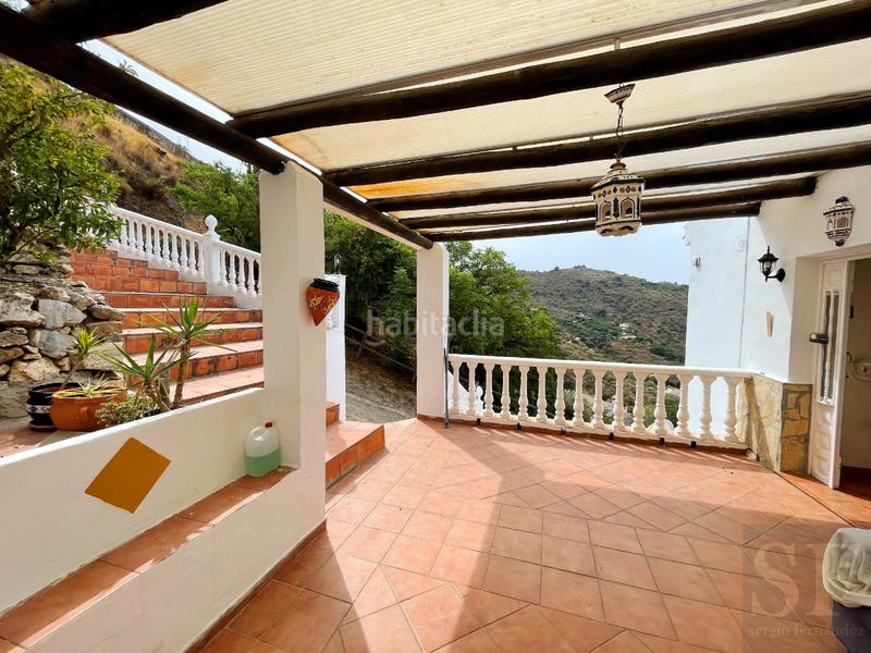 Foto 917bccd4-e8db-43b9-b3be-088075a5640c. Casa en Cómpeta