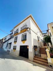 Casa adosada en Cómpeta