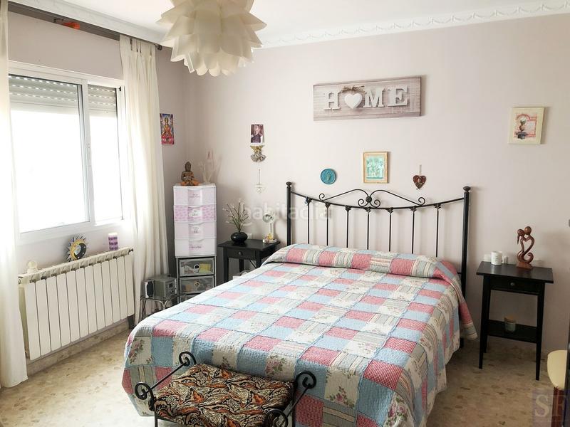 Foto b3f790a9-6edd-499b-b059-c36734039ef5. Casa adosada en Cómpeta