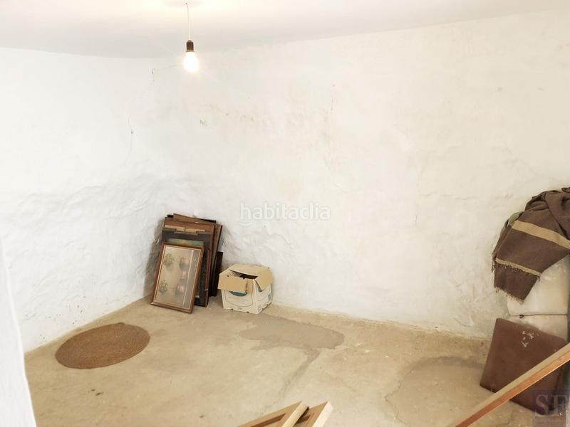 Foto fbd3b4fd-940b-4e83-a960-c9f81a01cb2a. Casa adosada en Cómpeta