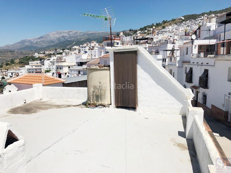 Foto f3a94d11-8560-4492-b737-6229b3592d12. Casa adosada en Cómpeta