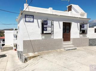 Casa adossada a Cómpeta
