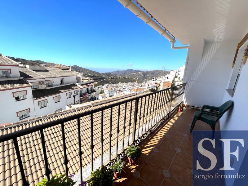 Foto 84399d56-6743-4dbd-b73d-0d9ddbea58b2. Casa adosada en Cómpeta