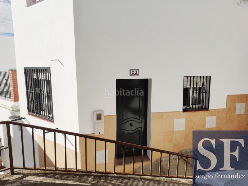 Foto c969d35b-6084-4c6c-93ce-45171e2cdd0e. Apartamento en Cómpeta