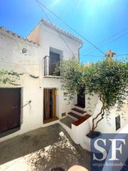 Casa adosada en Sedella