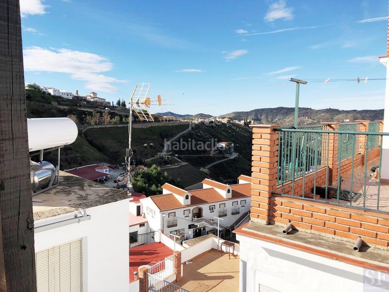 Foto 4da5764a-5822-4345-9a13-36f9b606f7ae. Casa adosada en Cómpeta