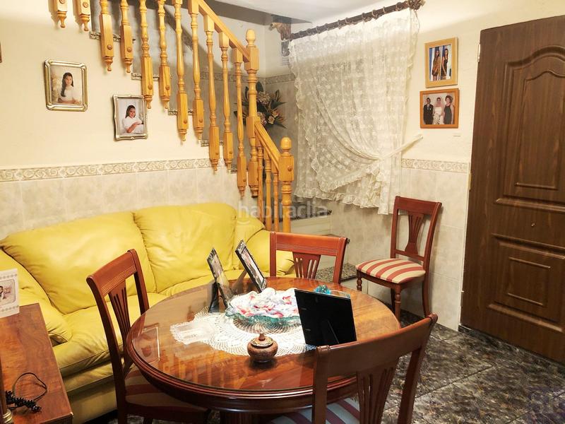 Foto ea995f6c-b2ec-4269-988e-a0a4cfbd24cd. Casa adossada a Algarrobo pueblo Algarrobo