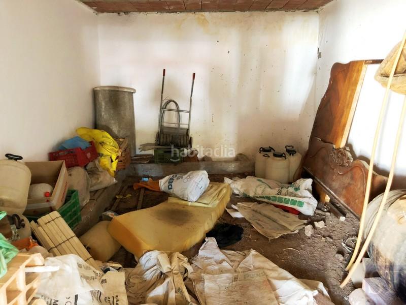 Foto c4f4cc2f-a243-473a-ae35-9e950be767d3. Casa adosada en Salares