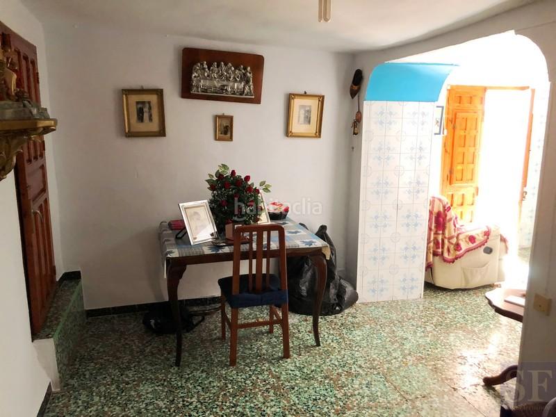 Foto 1e06816a-326c-4e49-aec0-0d88ce645a9b. Casa adossada a Salares