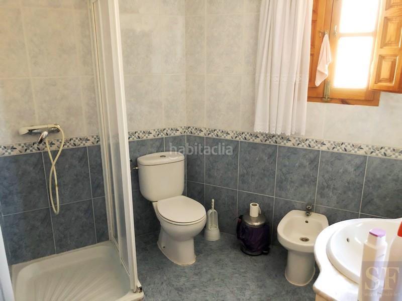 Foto 42d8b1b5-619e-4ef8-bbe3-9c9f34397879. Casa adossada a Salares