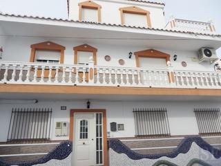 Casa adossada a Cómpeta