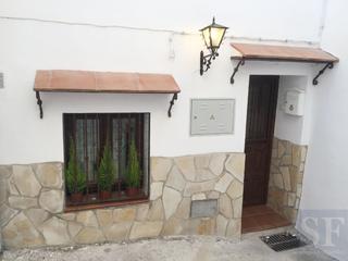 Semi detached house in Sedella
