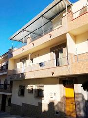 Casa adossada a Sayalonga