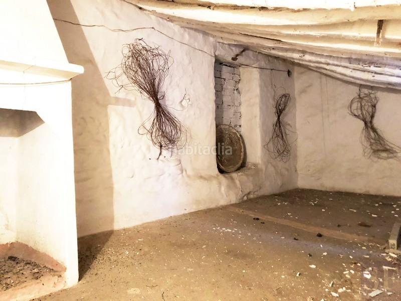 Foto a8e3b539-a22e-4c85-a83b-edb9401ea91a. Casa adosada en Salares